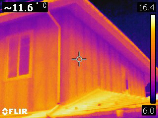 赤外線カメラ調査
