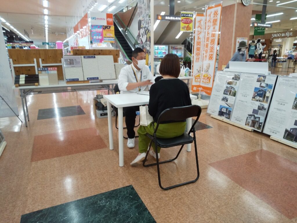 写真：アピタ新潟西店イベント中