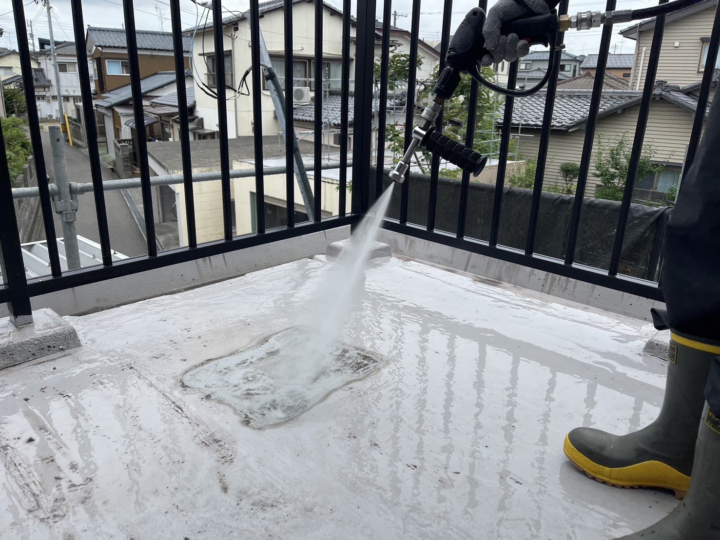 新潟市東区 高圧洗浄を行いました